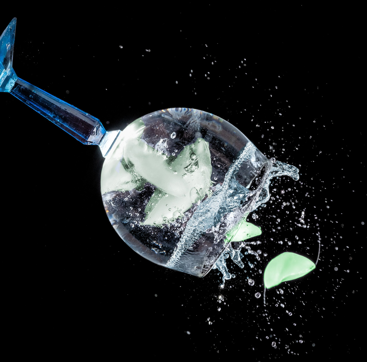splash copa di gin verso destra